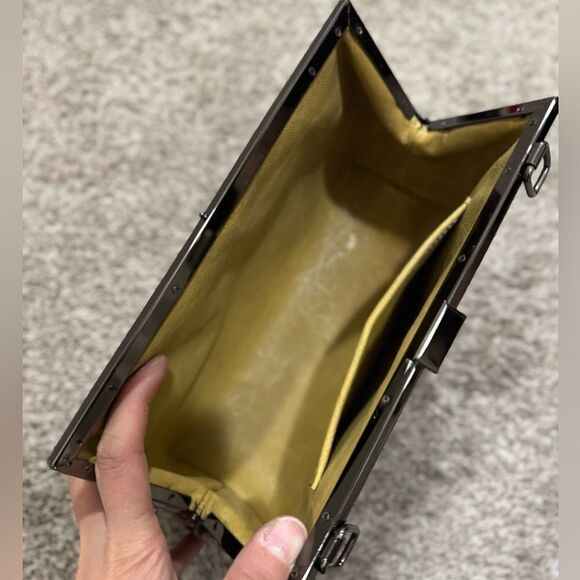 Floral Print Genuine Leather Handmade Push Lock  Shoulder Bag, Crossbody Bag - Picture 16 of 16